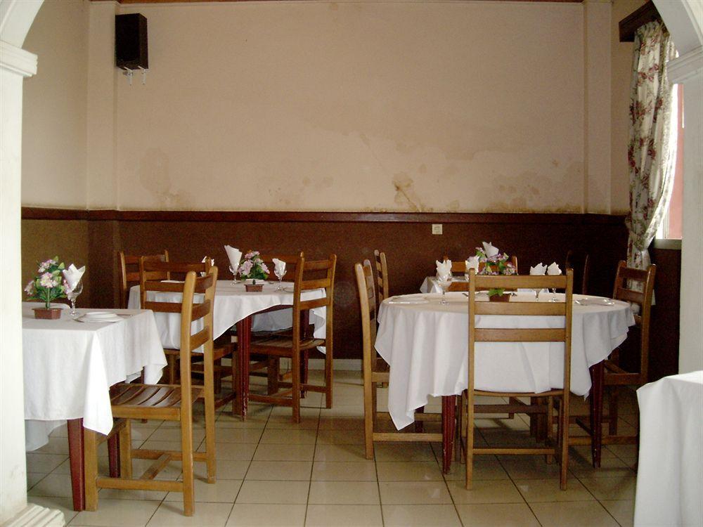Relais Saint Jacques Hotel Yaoundé Exterior foto