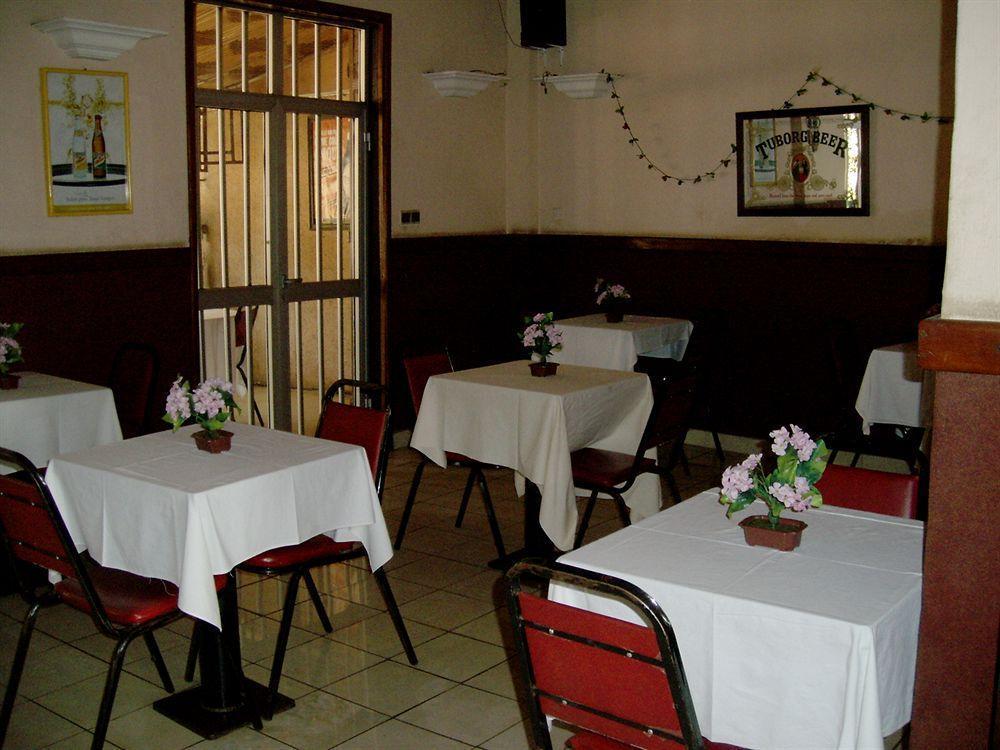Relais Saint Jacques Hotel Yaoundé Exterior foto