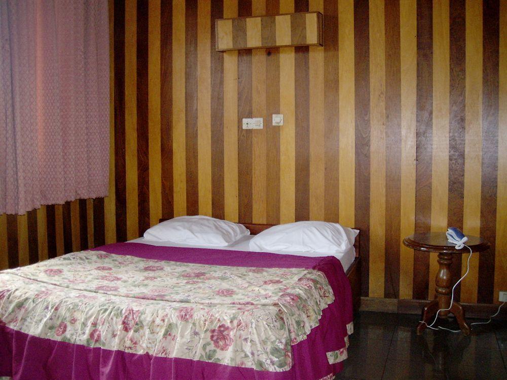 Relais Saint Jacques Hotel Yaoundé Exterior foto