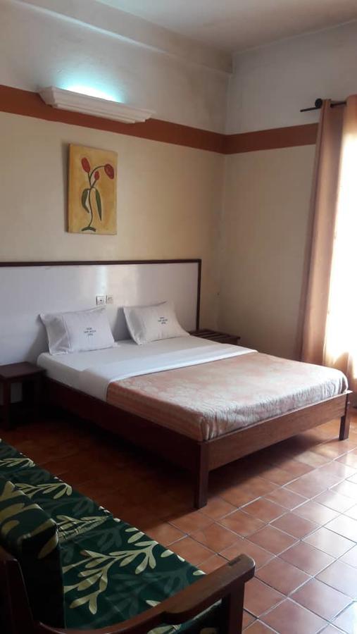 Relais Saint Jacques Hotel Yaoundé Exterior foto